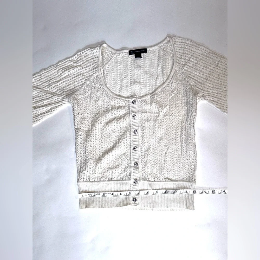 INC International Concepts cream colored short sleeve sweater size medium - Picture 7 of 7